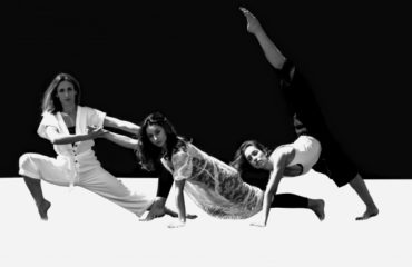 Blanco y Negro interpretado por Yggdrasil Danza, compañía de danza contemporánea de Valladolid.